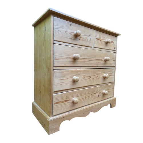 Solid pine chest drawers - of,