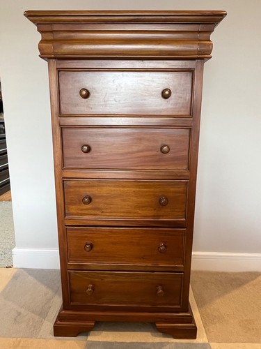 Mahogany drawer tallboy - 6,