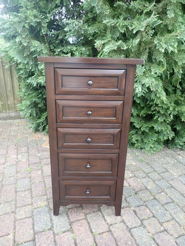 Hardwood chest drawers - chest, of