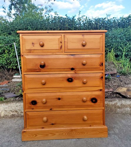 Pine chest drawers - pine, of